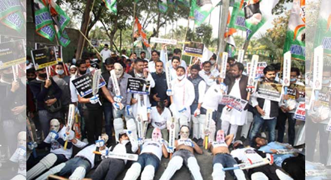 Fuel price hike: Youth Congress stages protest outside residence of Smriti Irani