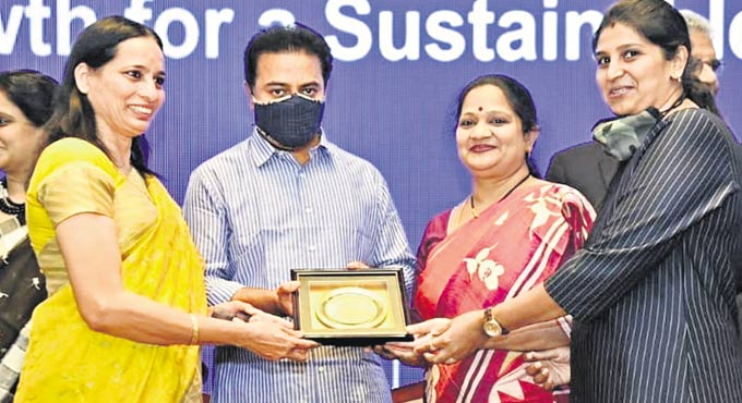 CII Haritha Haram award for Pallavi Schools