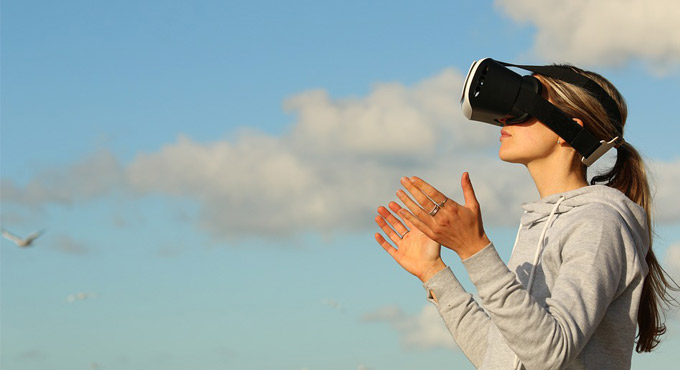 Virtual reality can teach leadership skills just like humans
