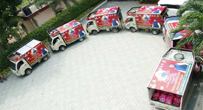 Free food delivery services for Covid patients at Nizamabad
