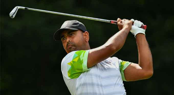 Lahiri lands late eagle, but will need miracle for medal in Tokyo