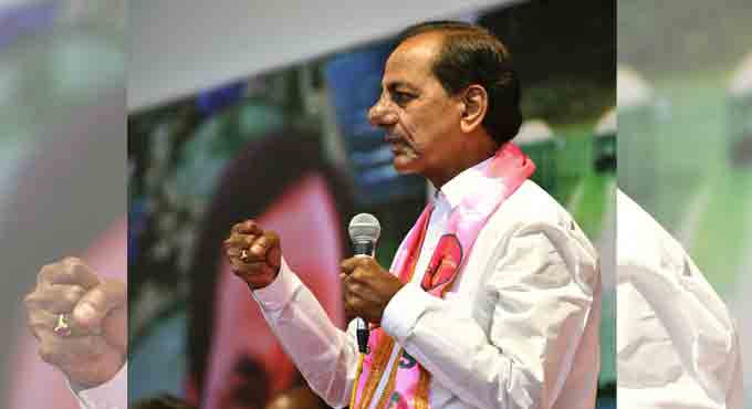 It’s time for Telangana’s weavers to flourish now: CM KCR