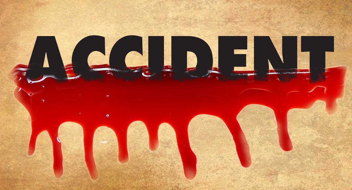 7 killed in truck-bus collision in Uttar Pradesh