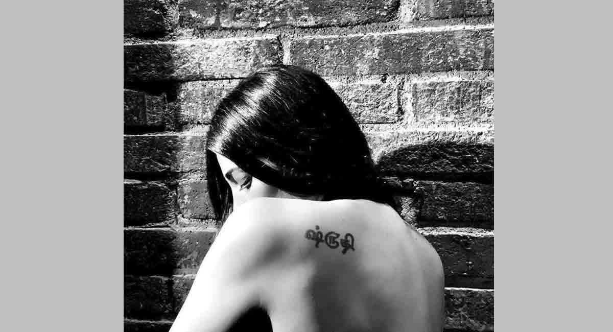 Shruti Haasan flaunts her tattoo, posts beautiful monochrome pics