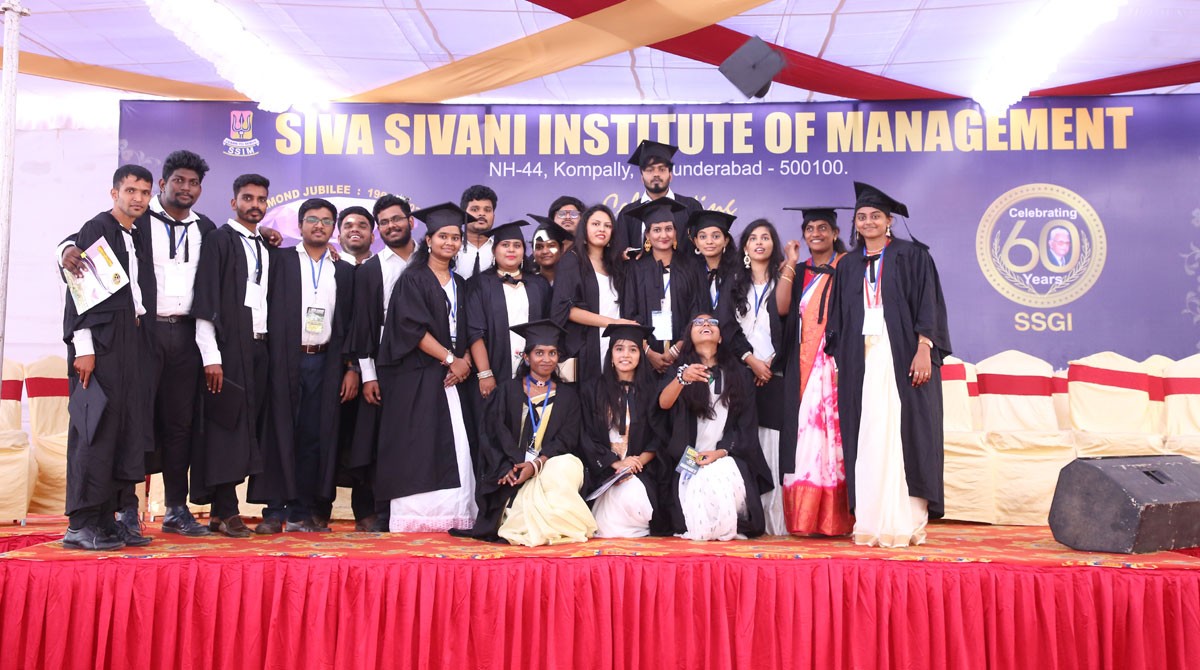Hyderabad: 400 students graduate from SSIM