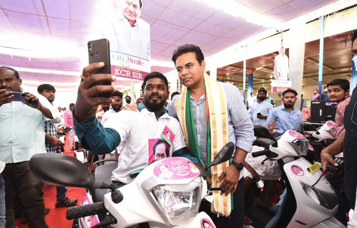 KTR distributes custom-made vehicles under ‘Gift A Smile’ initiative on KCR’s birthday