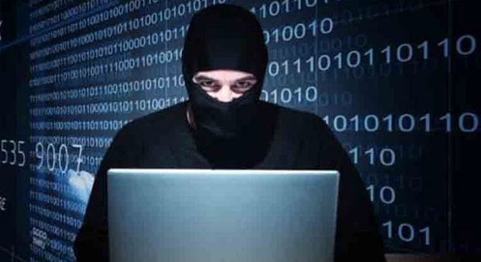 Hyderabad: Cyber fraudster tries to give police a slip