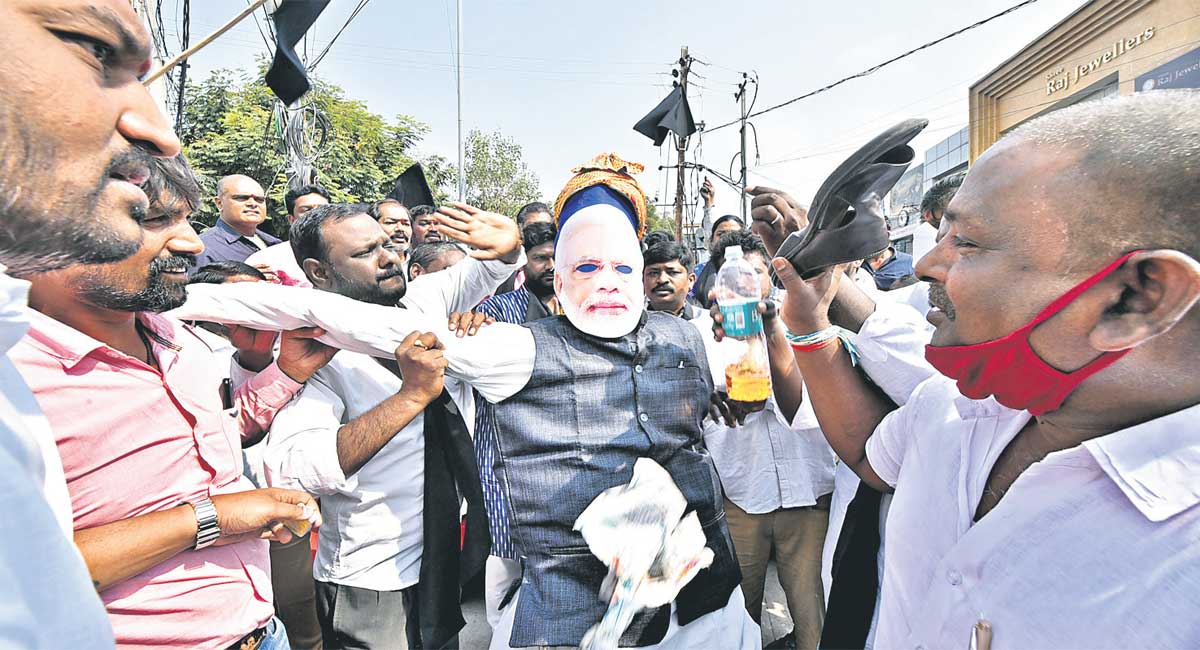 Anti-Modi protests rock Telangana