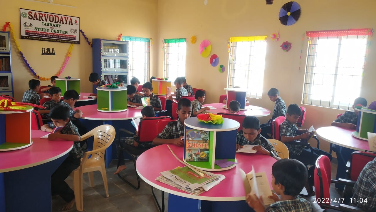 Sarvodaya sets up libraries in six government schools in Sangareddy district