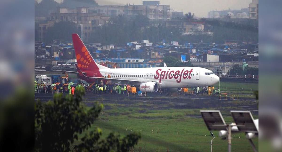 13 flyers ‘severely injured’ in SpiceJet Mumbai-Durgapur flight turbulence