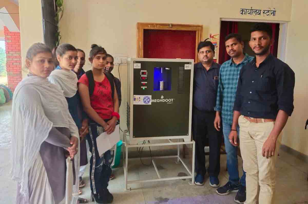 Hyderabad-based IICT scientists install water-from-air generating systems in Rishikesh, Tehdri districts