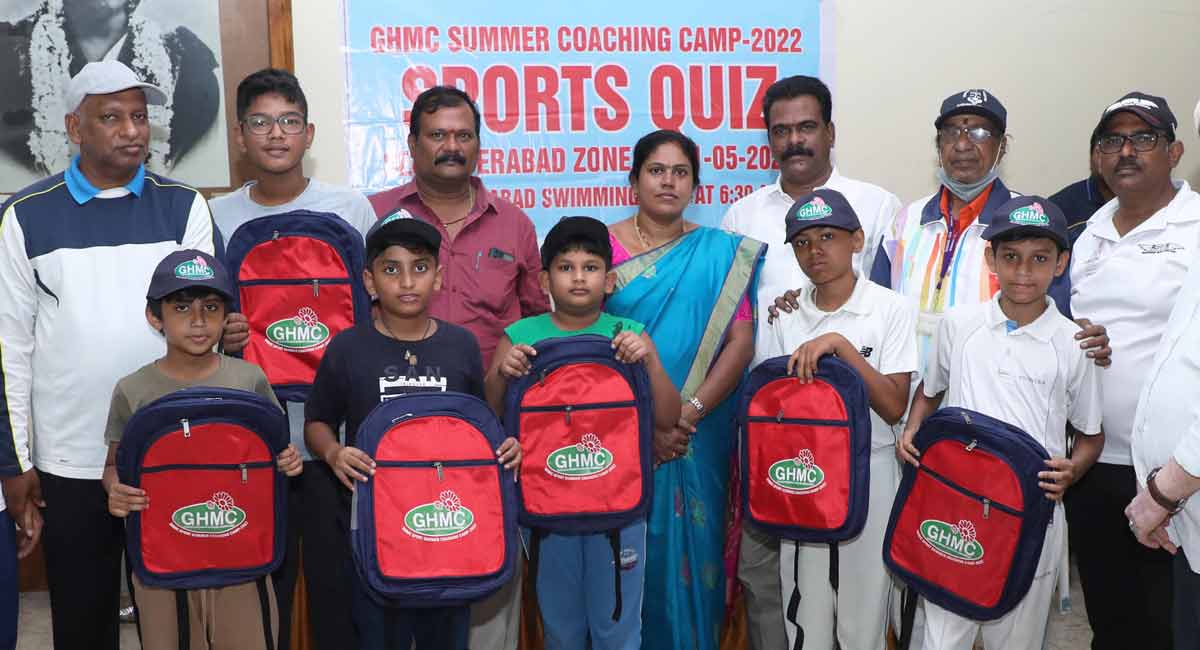 devansh-raghavendra-bag-top-honours-in-ghmc-sports-quiz