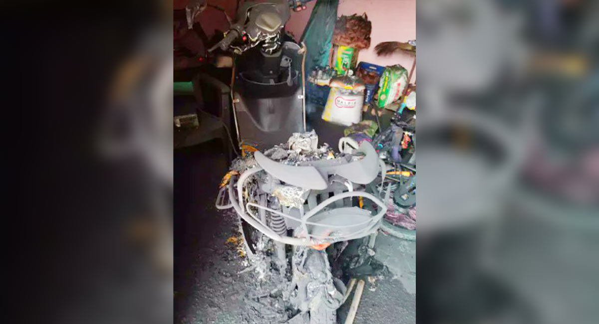 Hero Electric scooter catches fire, company says ‘short circuit in power socket’