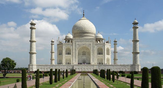 Allahabad HC dismisses petition of opening 22 rooms in Taj Mahal, asks petitioner to do MA, Ph.D