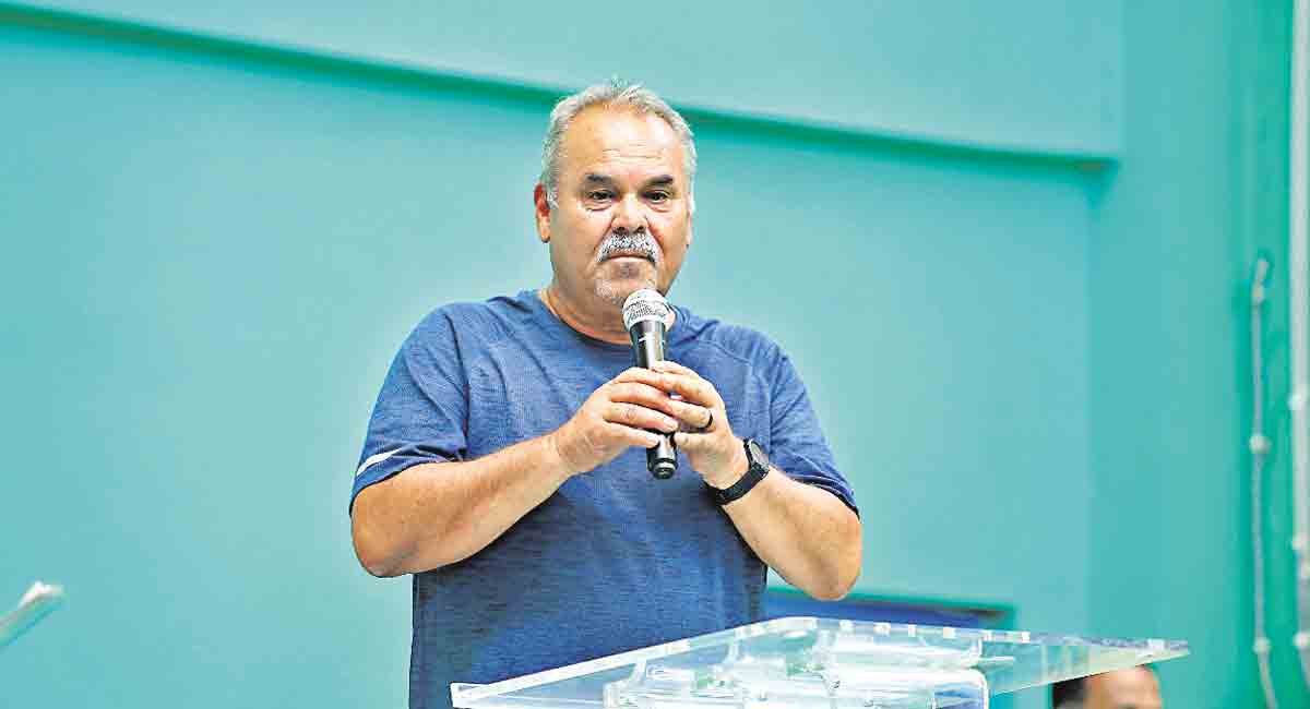 Hyderabad: Dav Whatmore to train kids at MS Dhoni Cricket Academy