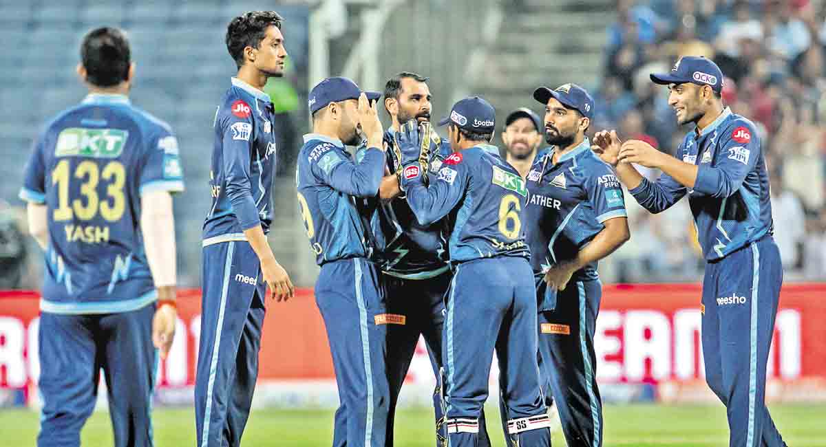 IPL preview Table toppers take on outofreckoning Super Kings