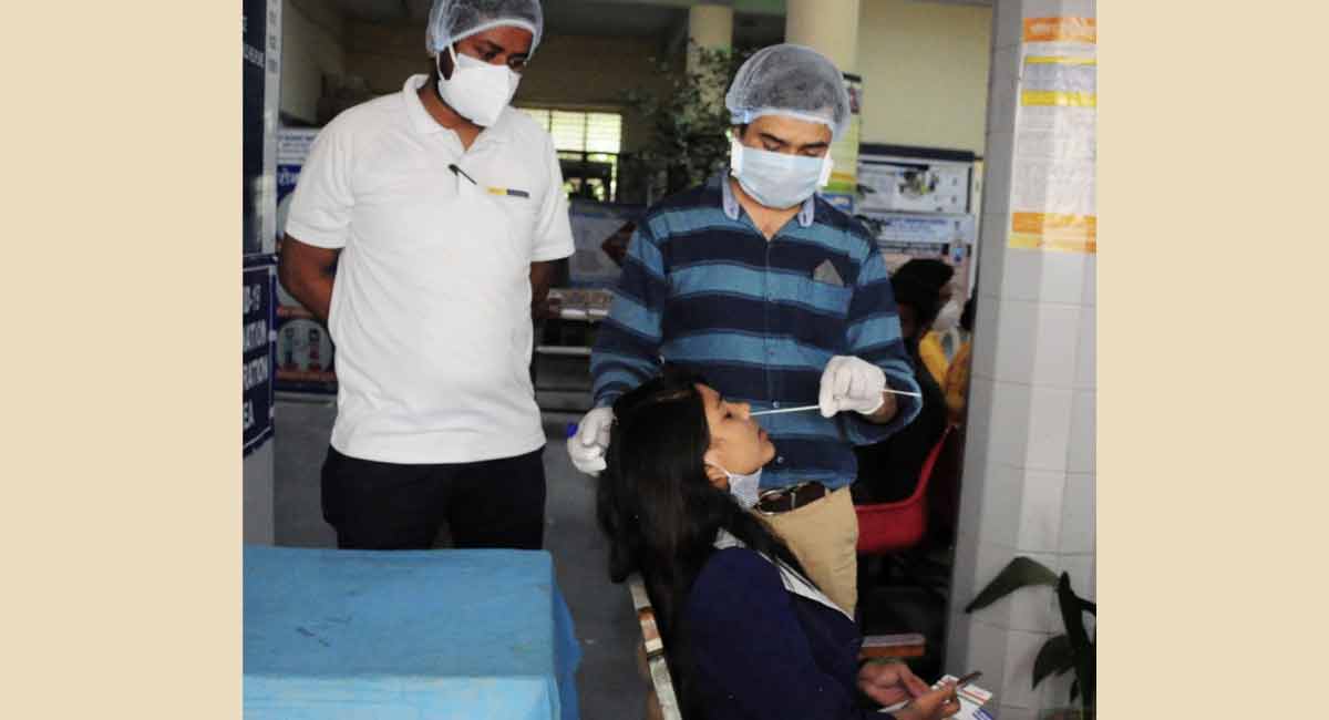 India reports decline with 2,568 new Covid cases
