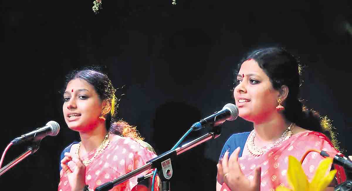 Hyderabad: Lathangi Sisters impress classical music lovers