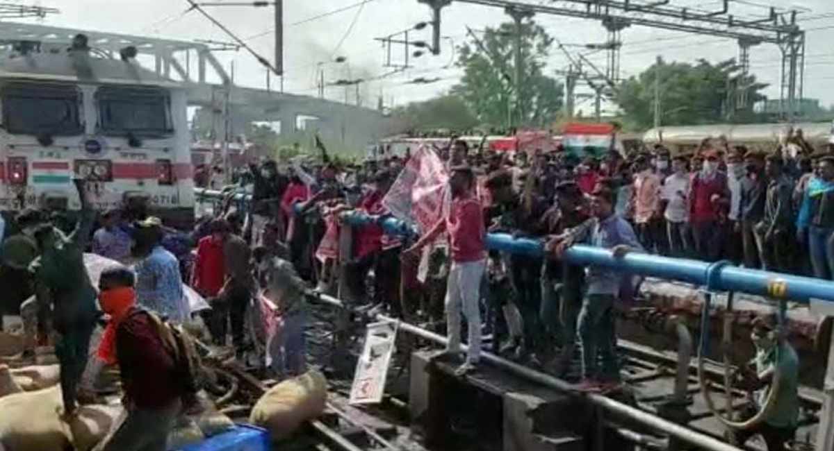 Agnipath Scheme protest in Hyderabad: 6 trains cancelled, 2 diverted