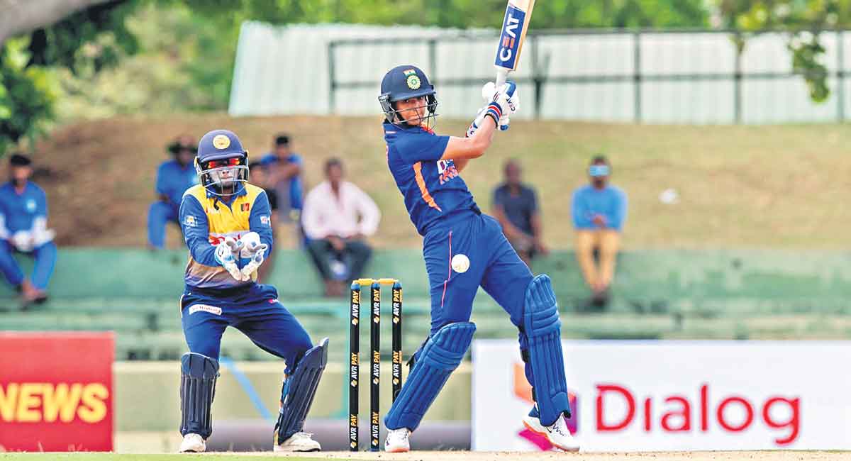 IND-W vs SL-W: Harmanpreet leads India to series win over Sri Lanka
