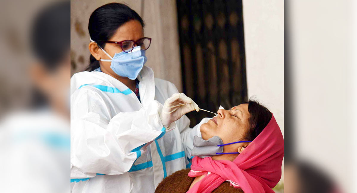 India records 17,073 new Covid-19 cases, 21 deaths