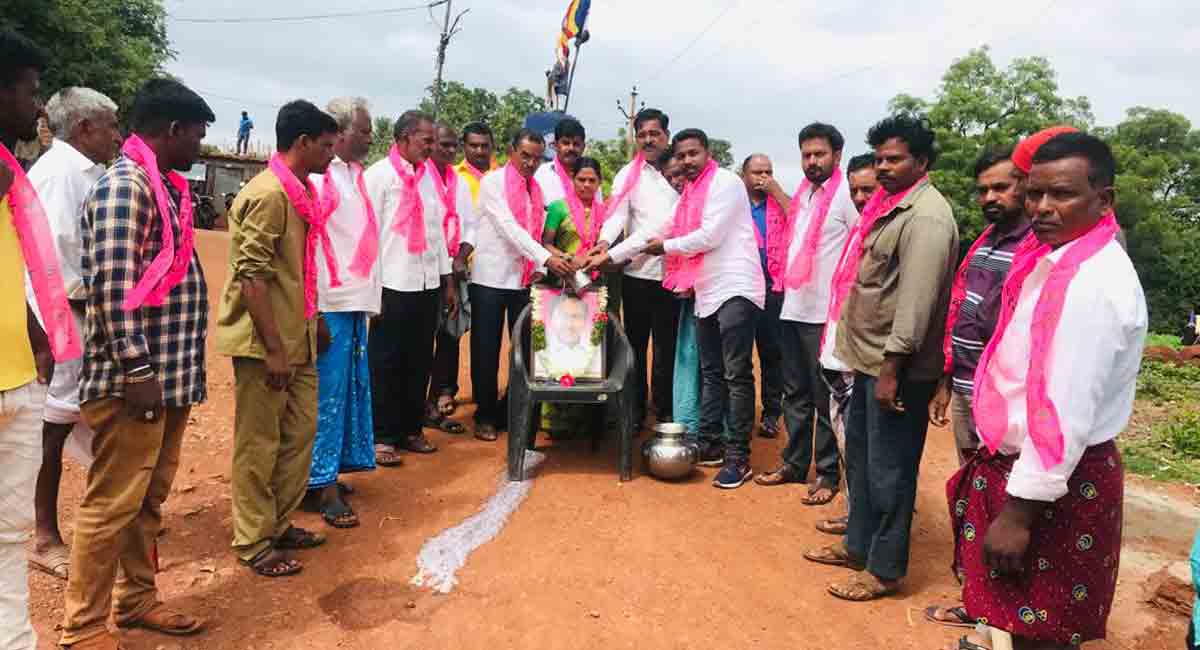 Sangareddy’s Ganeshpur village to get a BT road first time since independence