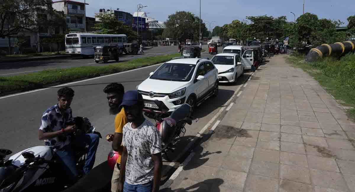 Sri Lanka to ration fuel by issuing token numbers