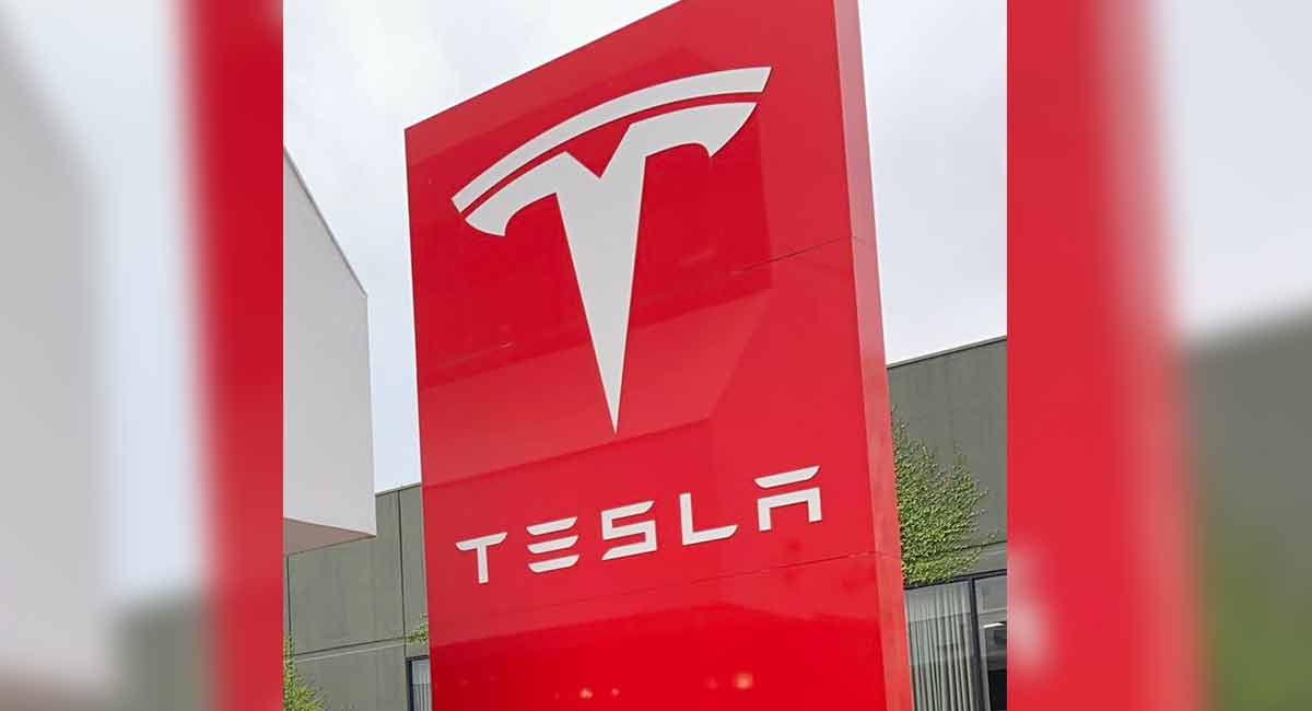 Tesla workers find lack of seats, crappy Wi-Fi as they return to office: Report