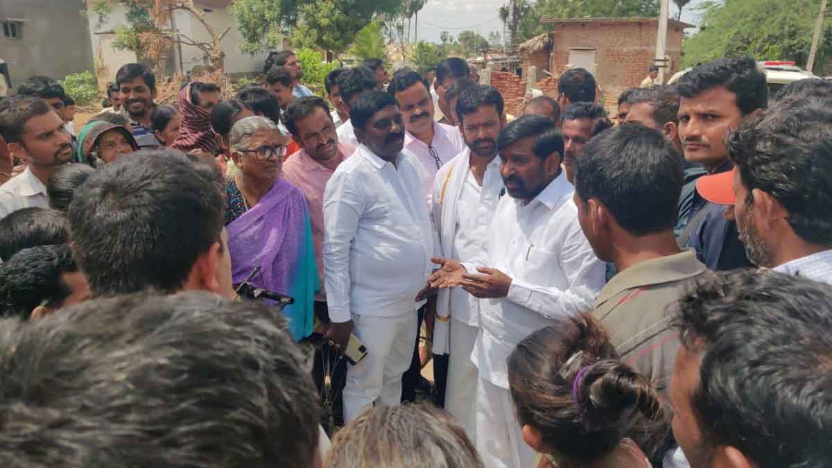 Jagadish Reddy asks farmers to switch to commercial crops