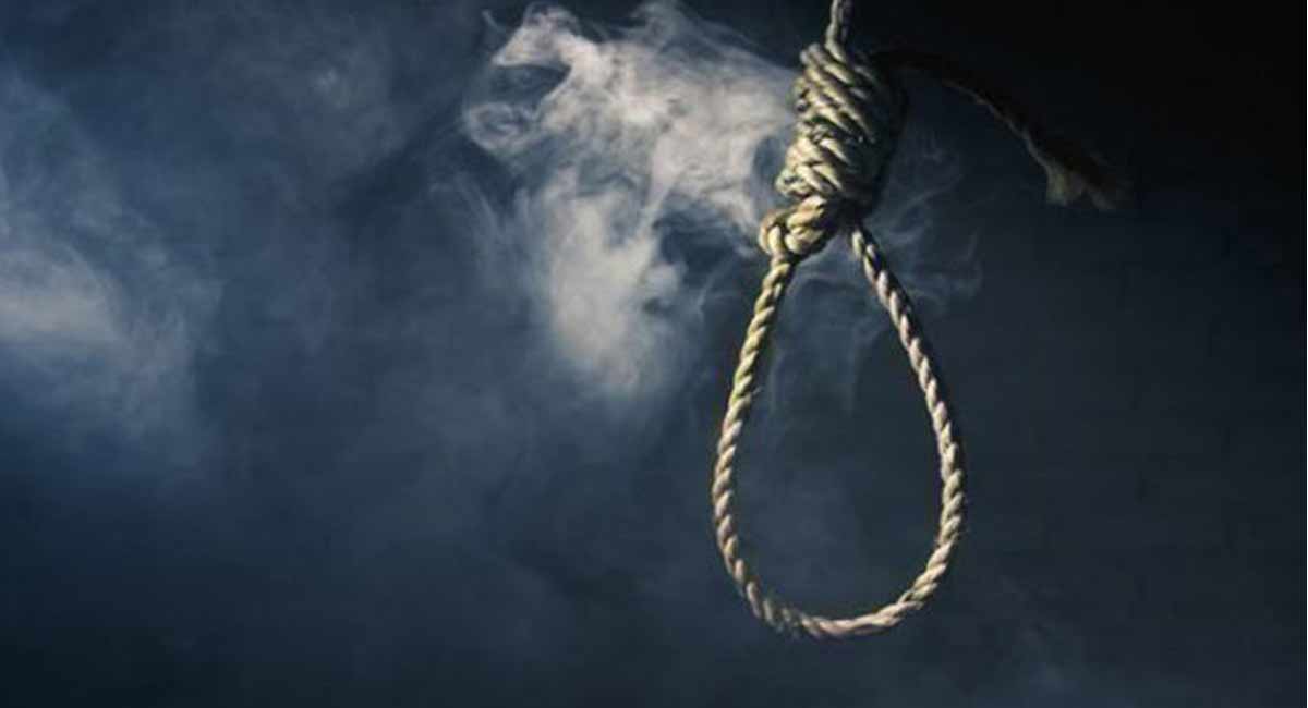 5 members of a family in Kerala commit suicide due to financial difficulties