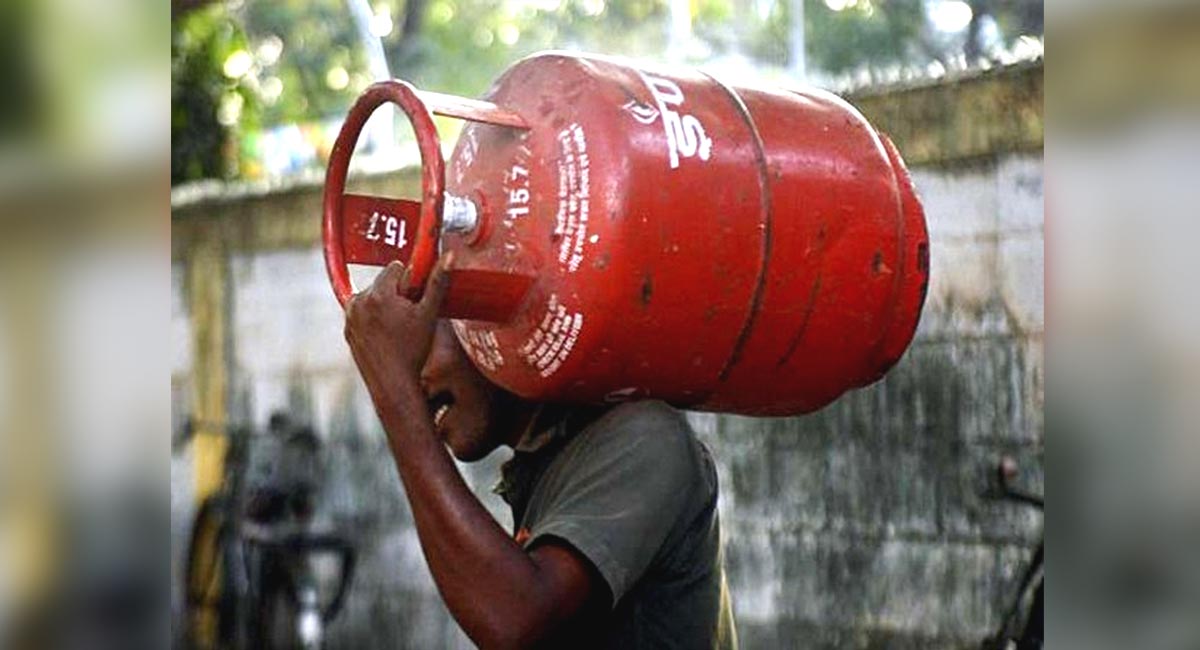 Domestic LPG cylinder gets dearer by Rs 50 New